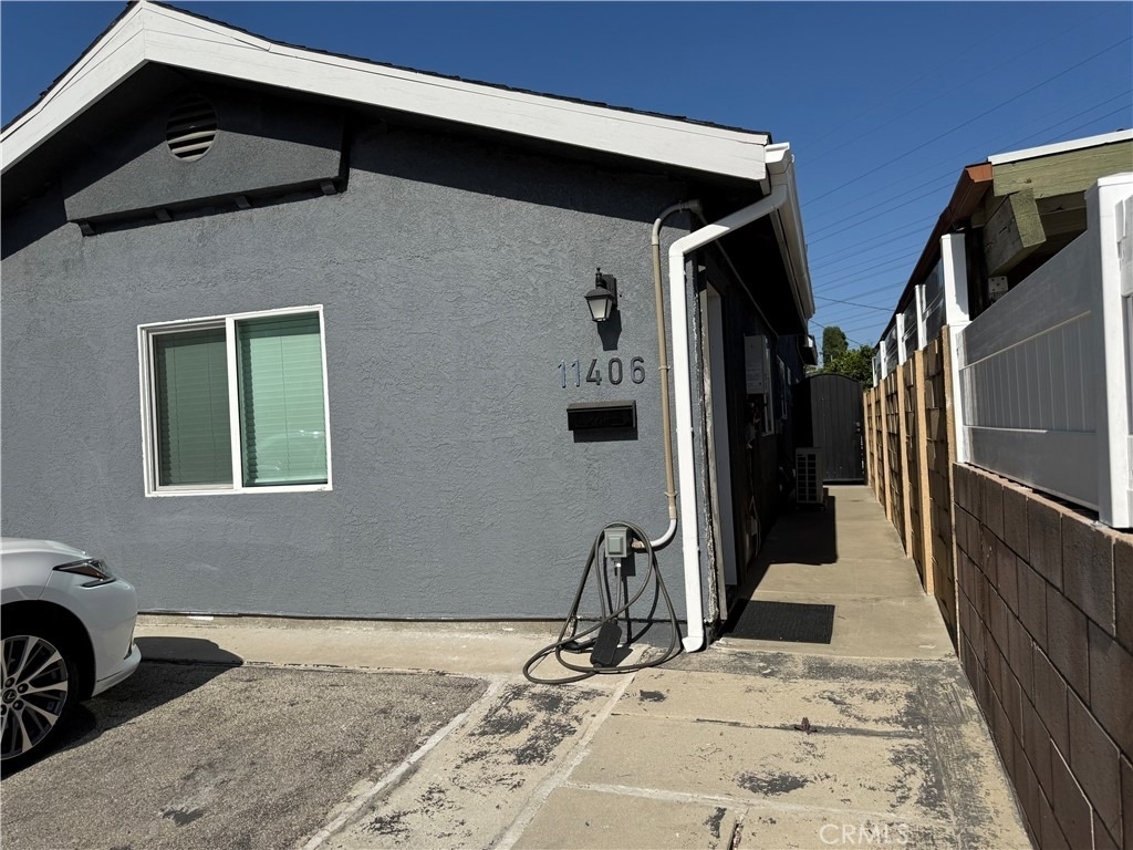 11406 Collett - Photo 15