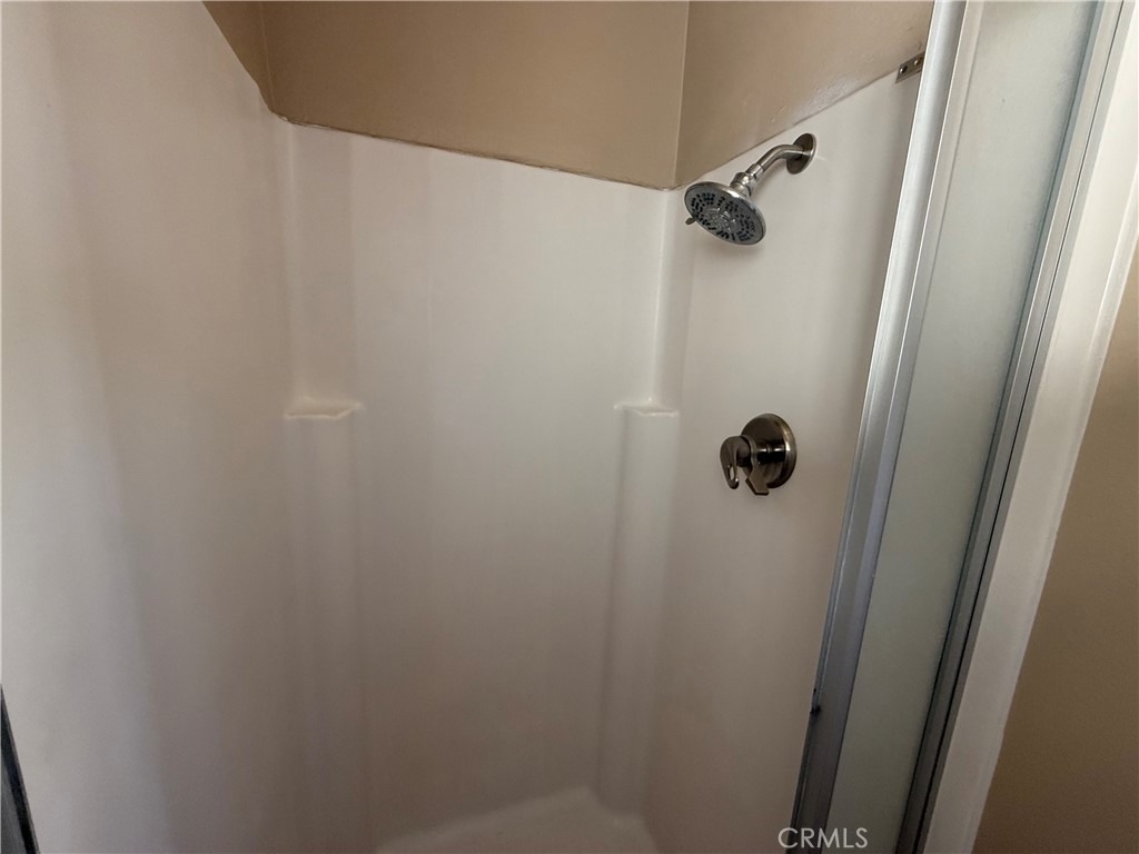 9131 Burnet Avenue - Photo 15