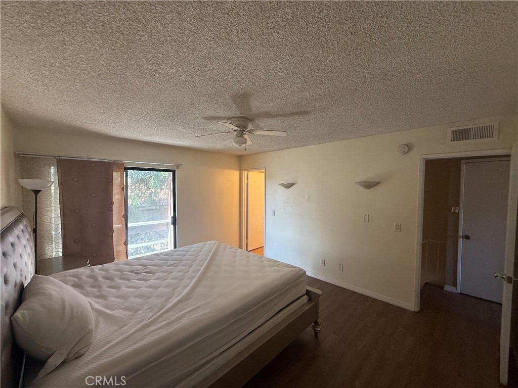 9131 Burnet Avenue - Photo 23