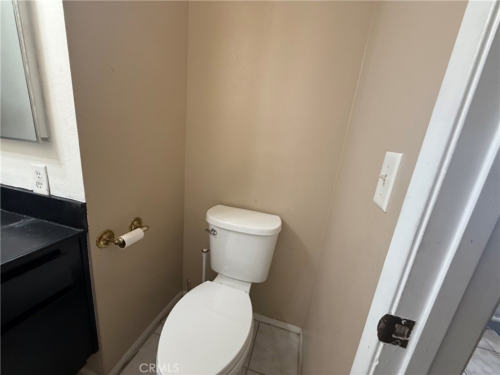 9131 Burnet Avenue - Photo 29