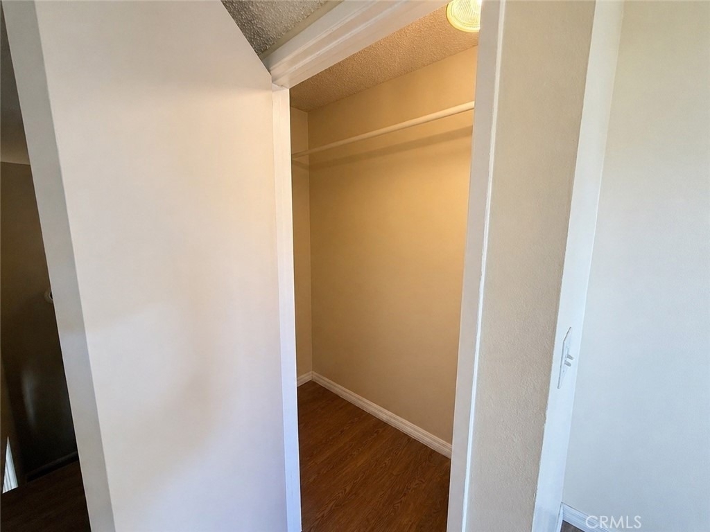 9131 Burnet Avenue - Photo 9