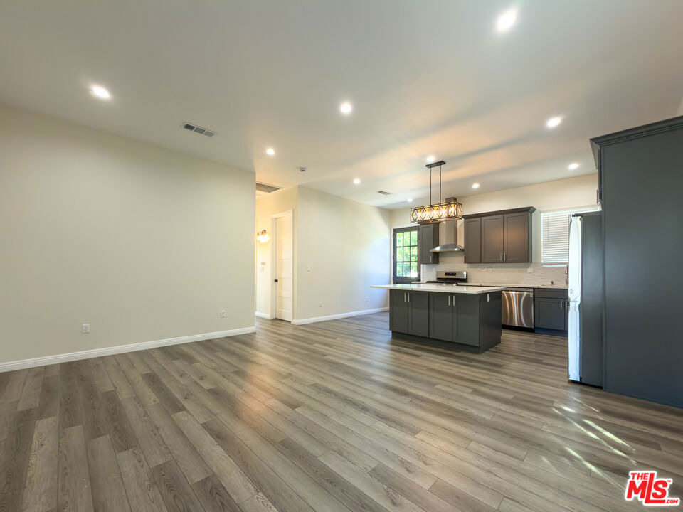 15447 Septo Street - Photo 2