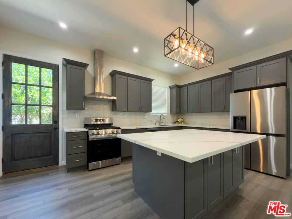 15447 Septo Street - Photo 3