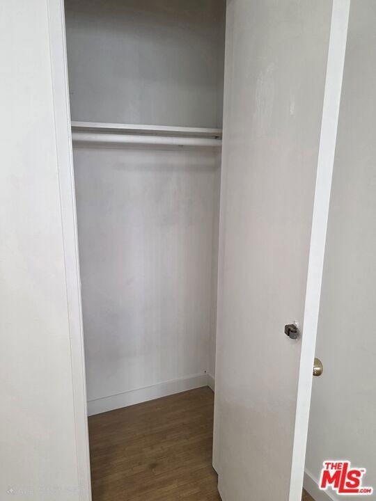 428 S Wilton Place - Photo 9