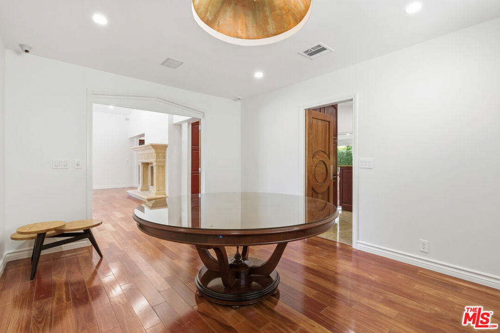 999 Casiano Road - Photo 10