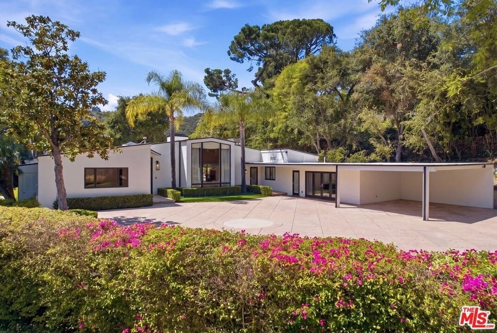 999 Casiano Road - Photo 39