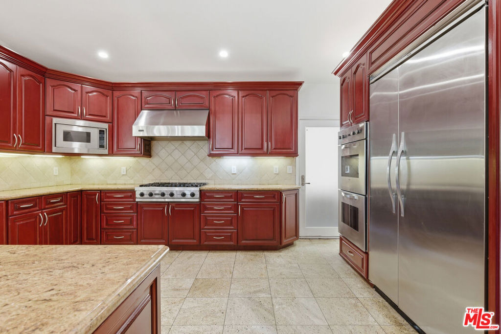 999 Casiano Road - Photo 16