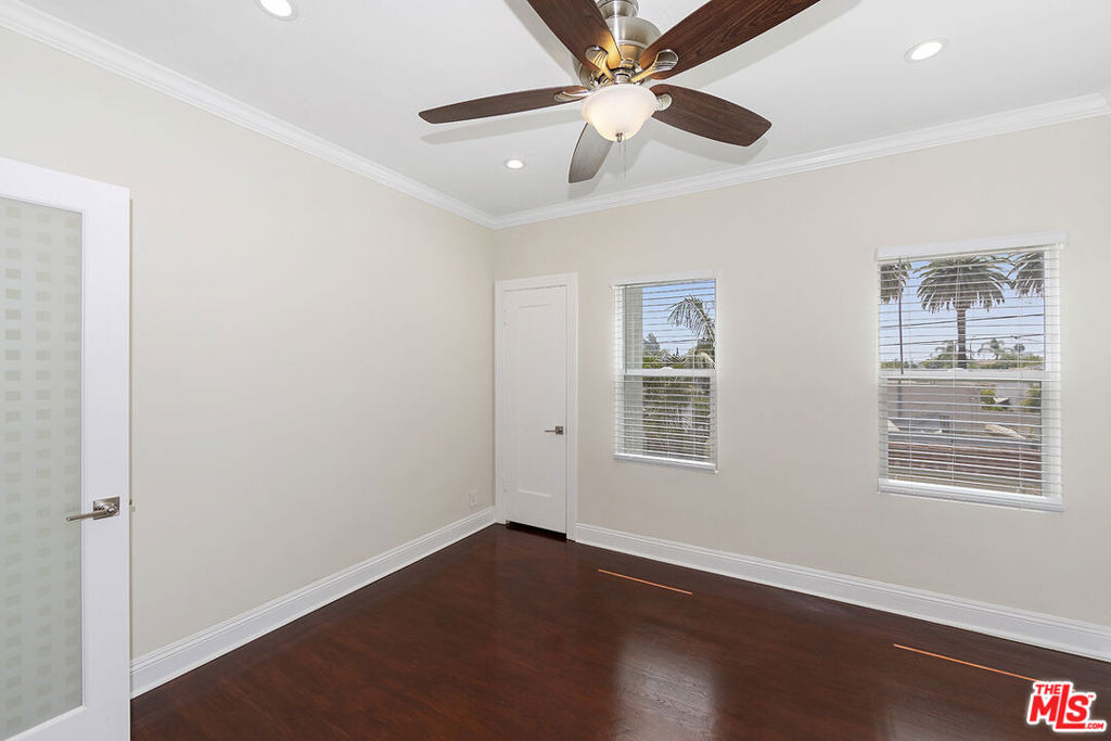 1150 S Tremaine Avenue - Photo 15