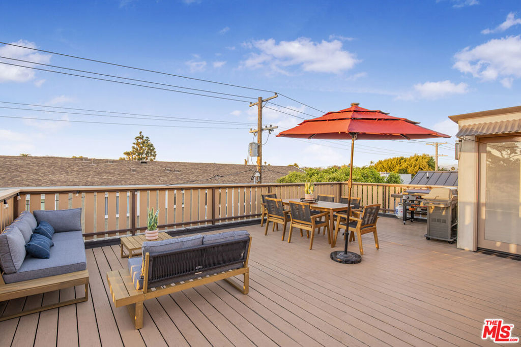 661 Broadway Street - Photo 29