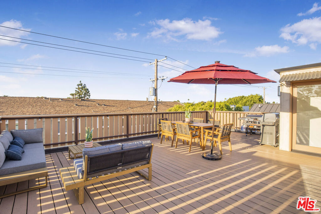 661 Broadway Street - Photo 30