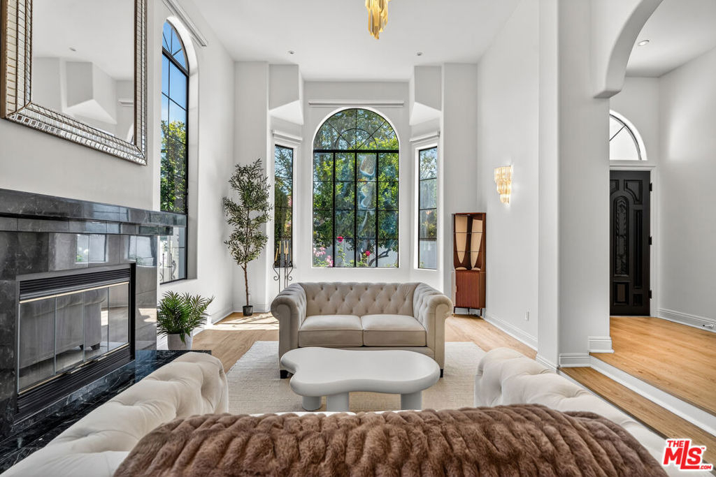 4475 Stern Avenue - Photo 4