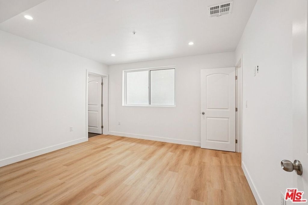 312 N Coronado Street - Photo 10