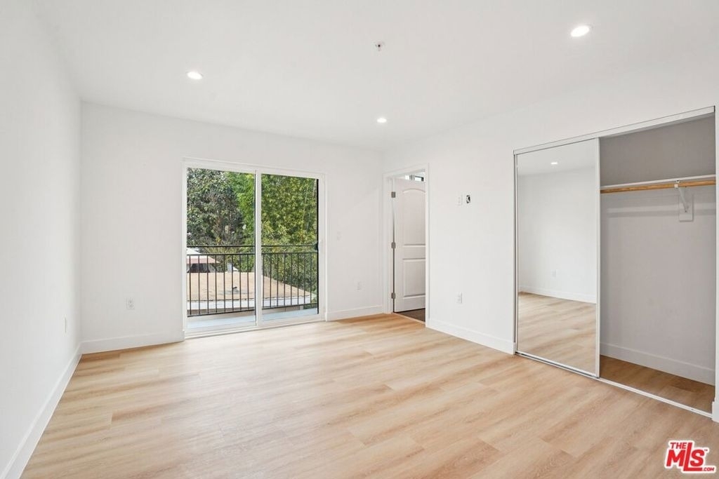 312 N Coronado Street - Photo 14