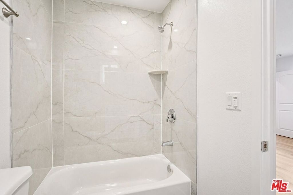 312 N Coronado Street - Photo 4