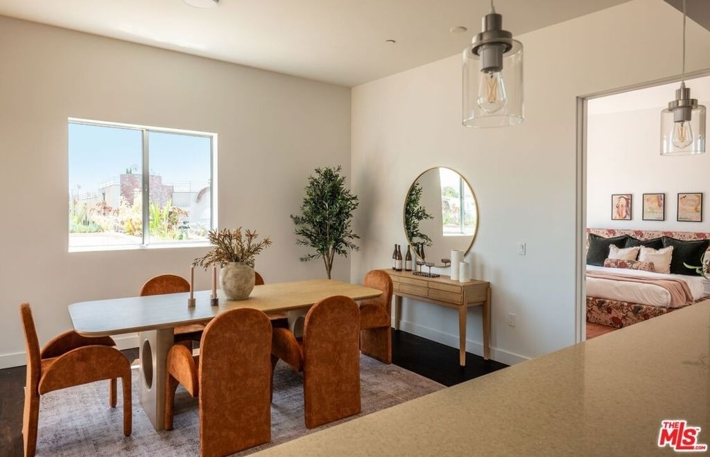 855 N Croft Avenue - Photo 13
