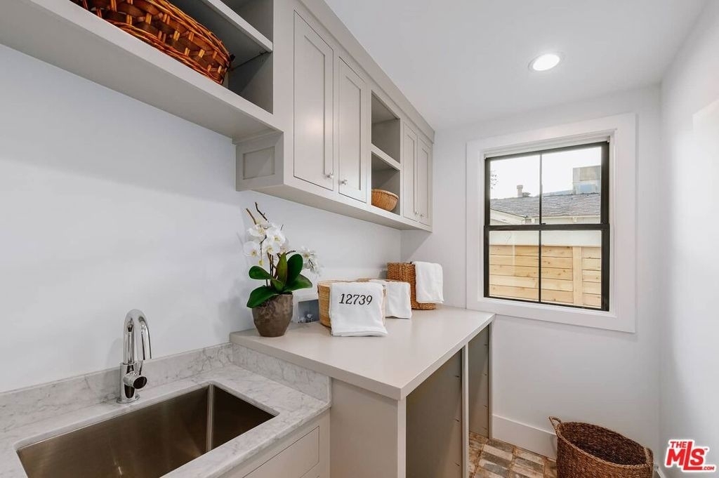 12739 Halkirk Street - Photo 28