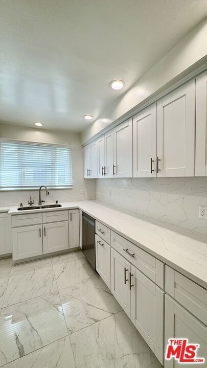 408 1/2 S Spalding Drive - Photo 22