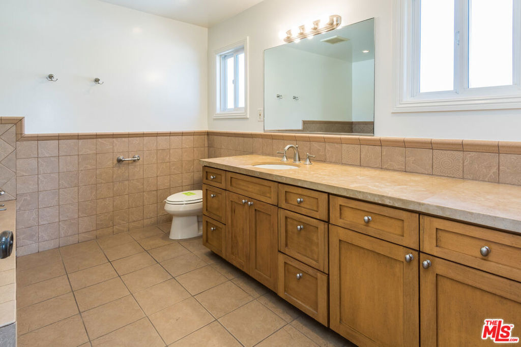 10767 Oregon Avenue - Photo 11