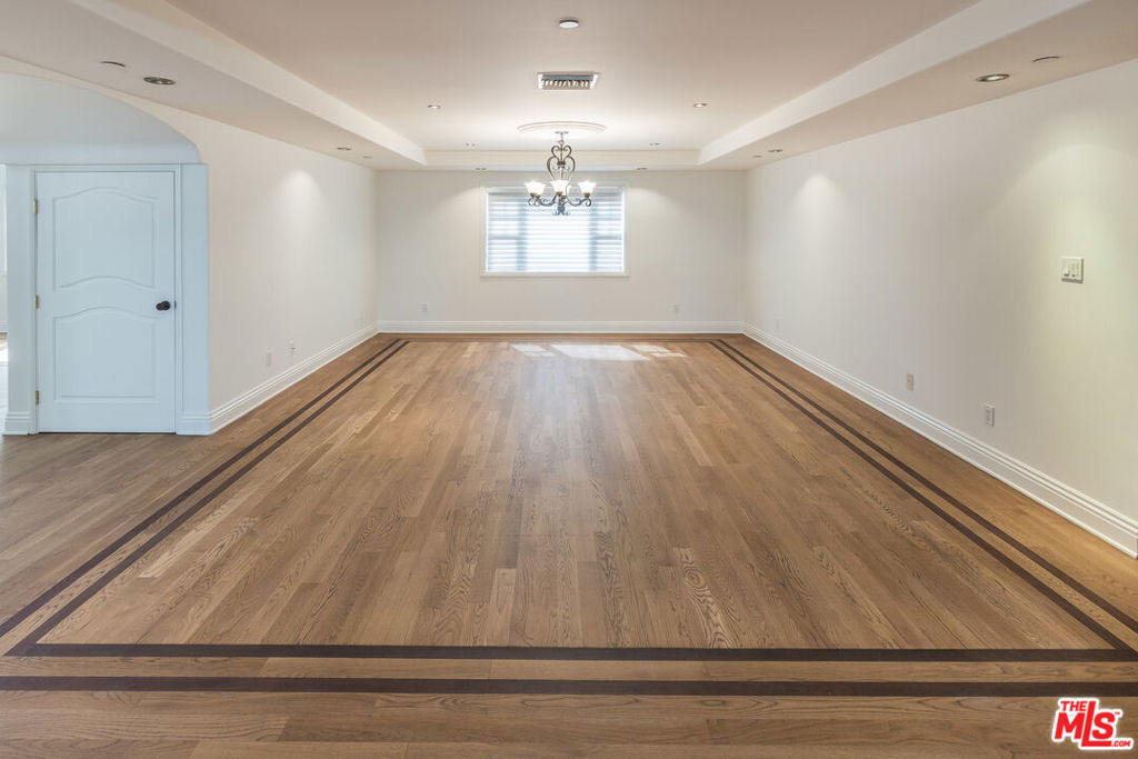 10767 Oregon Avenue - Photo 5