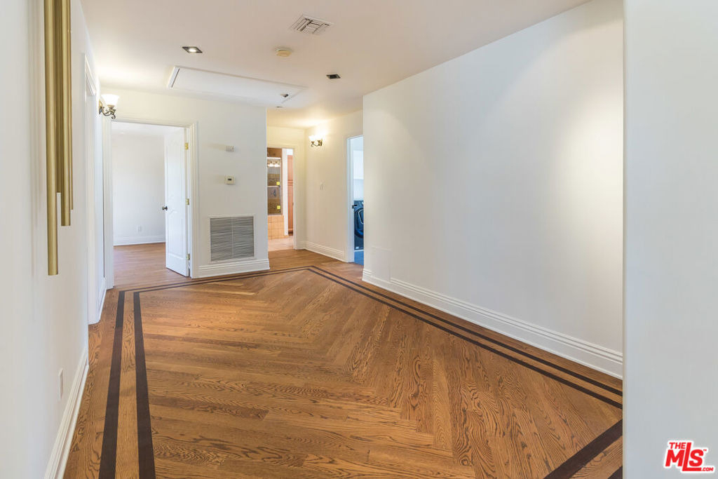 10767 Oregon Avenue - Photo 6