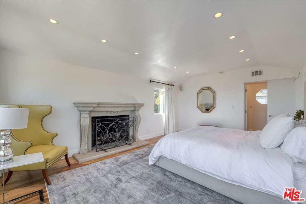 1300 Summitridge Drive - Photo 11