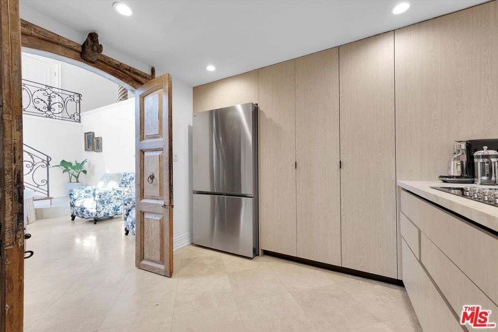 1300 Summitridge Drive - Photo 31