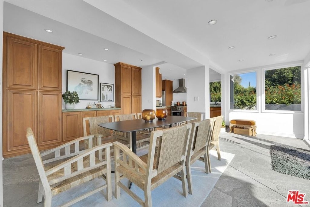 1300 Summitridge Drive - Photo 8