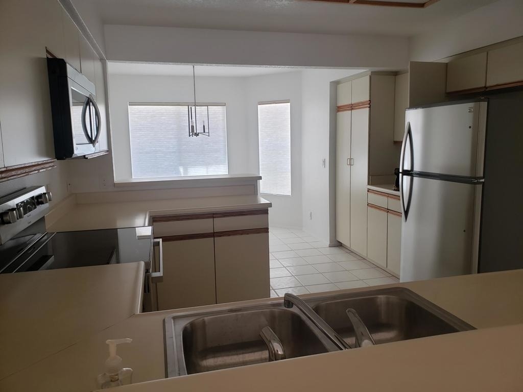 136 Desert Falls Drive E - Photo 9