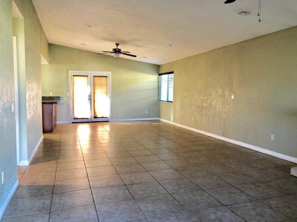 80747 Columbia Avenue - Photo 1