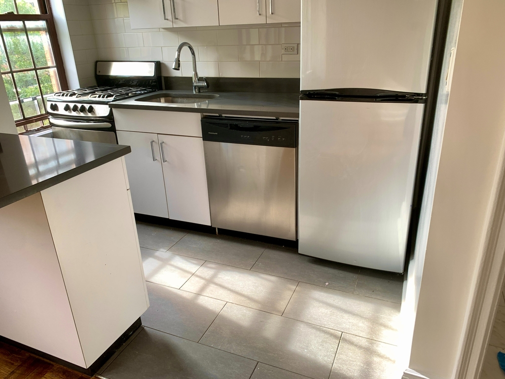 80 Cranberry Street - Photo 2