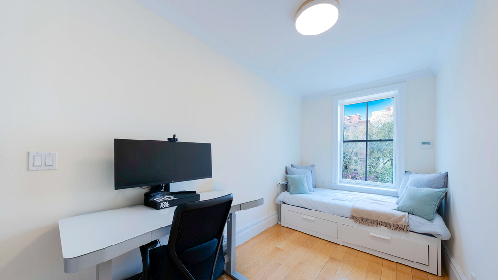 152 9th Avenue - Photo 10