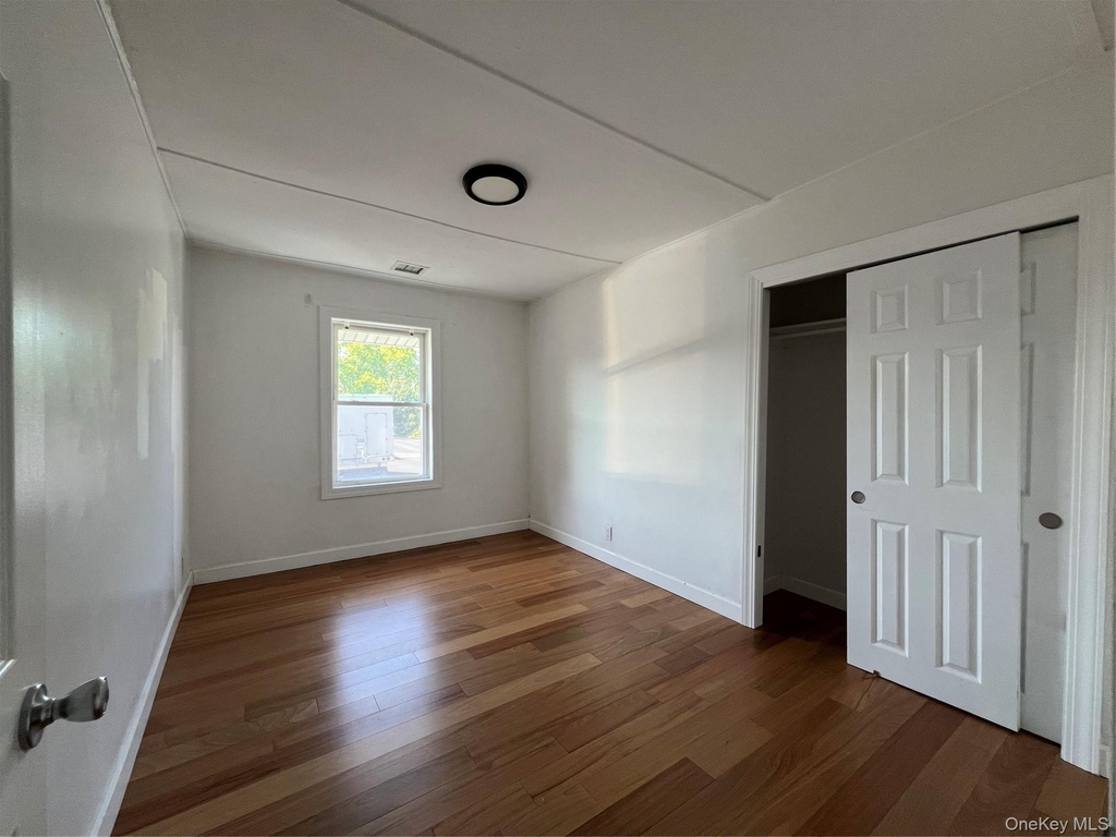 14 Bayville Avenue - Photo 7