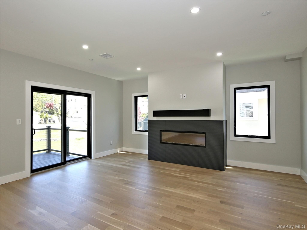 23 Hudson Avenue - Photo 6