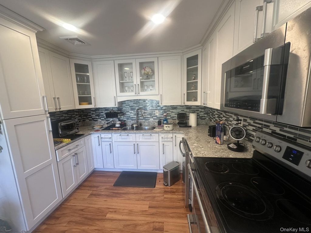 1 Hamlet Road - Photo 5