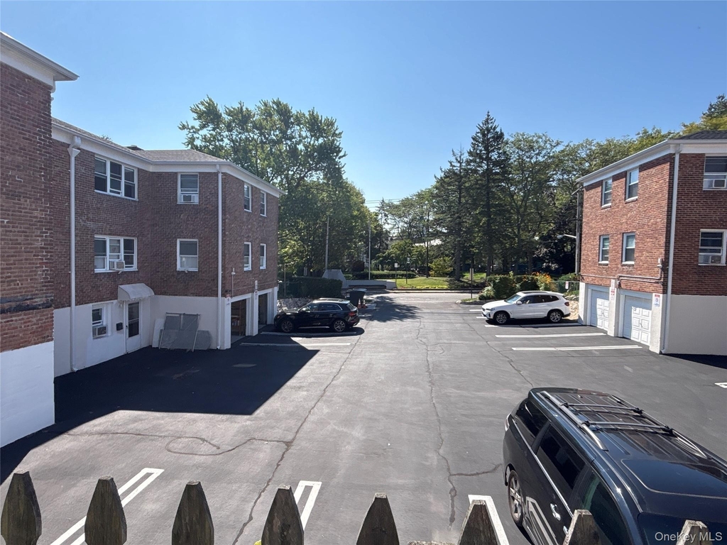 37 Spruce Street - Photo 12