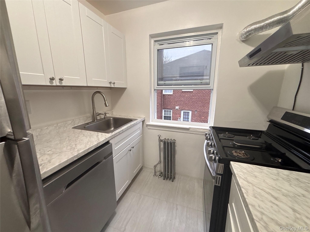 37 Spruce Street - Photo 4