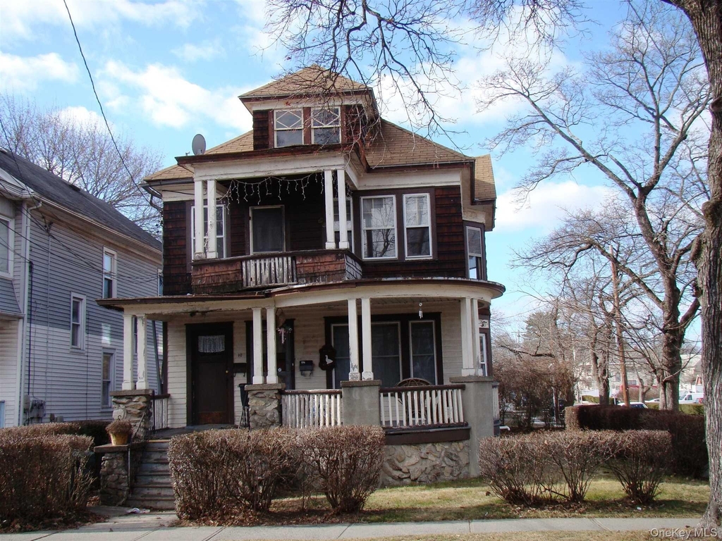 10 Worrall Avenue - Photo 0