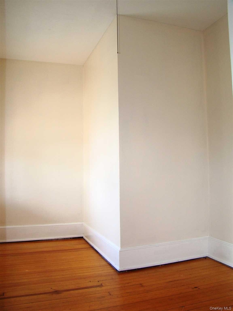 10 Worrall Avenue - Photo 8