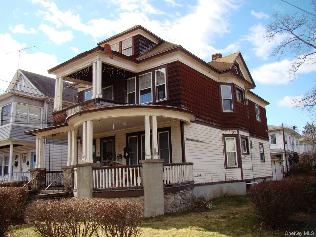 10 Worrall Avenue - Photo 1