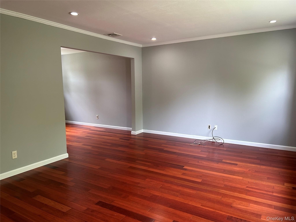33 Ava Drive - Photo 2