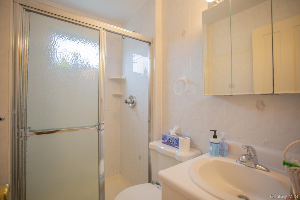 136 E Olive Street - Photo 13
