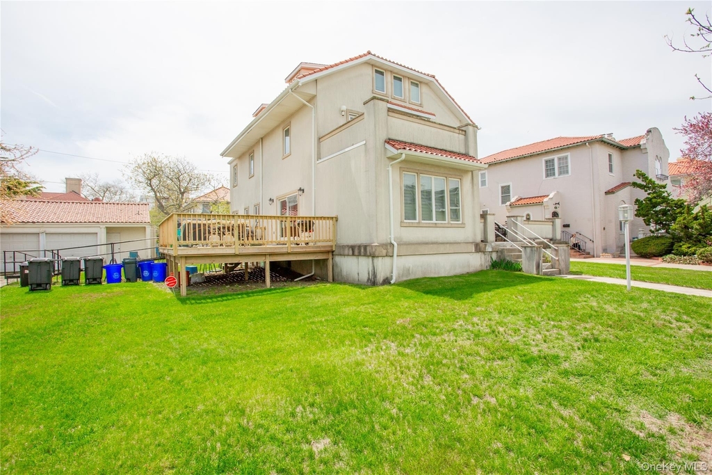 136 E Olive Street - Photo 1