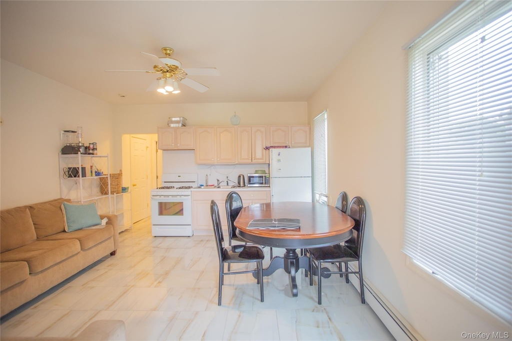 136 E Olive Street - Photo 4