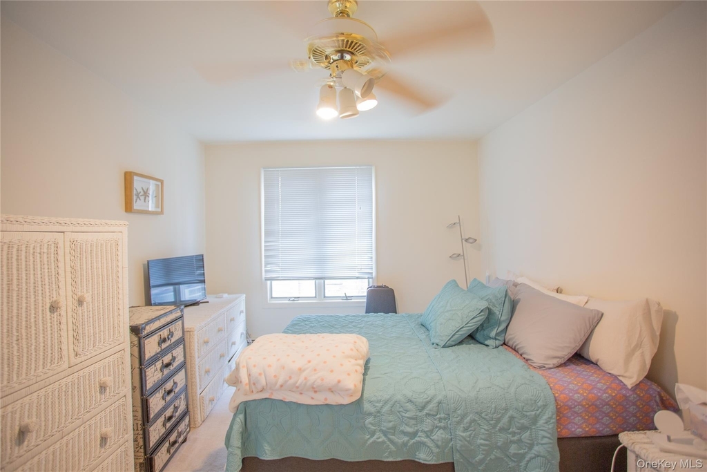 136 E Olive Street - Photo 16