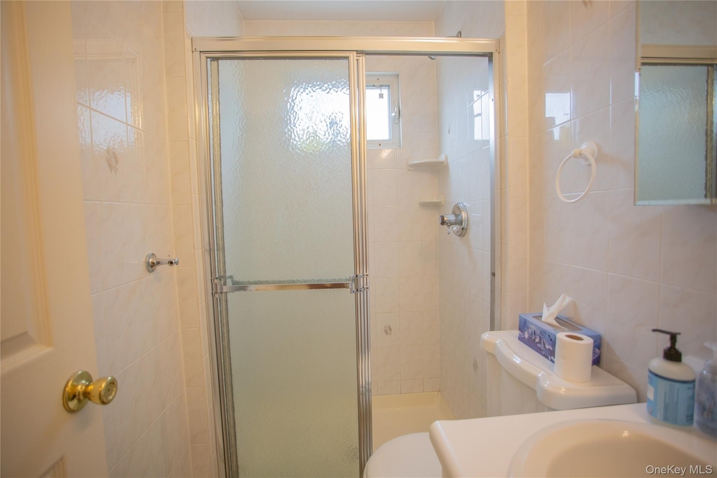 136 E Olive Street - Photo 12