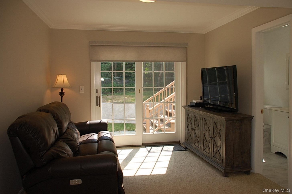 18 Coralyn Avenue - Photo 5