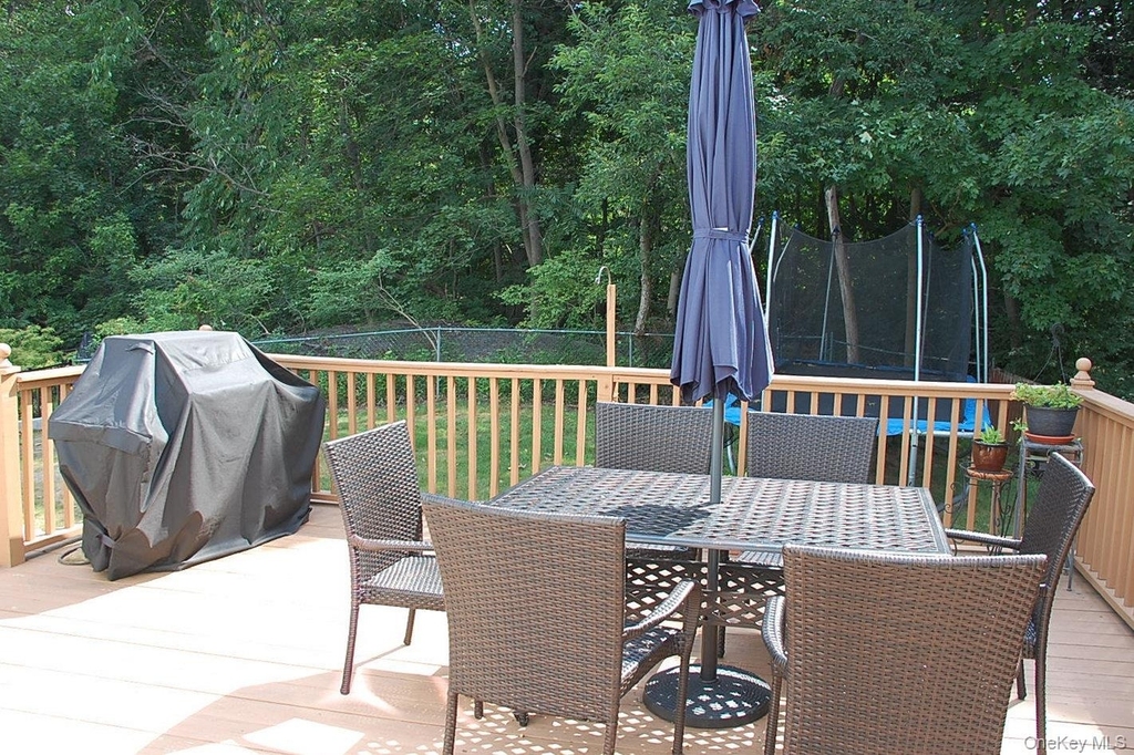 18 Coralyn Avenue - Photo 4