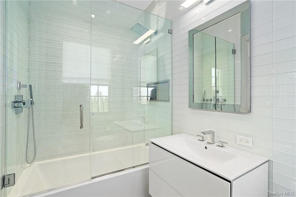99 Mamaroneck Road - Photo 19