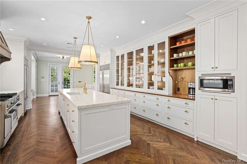 99 Mamaroneck Road - Photo 5
