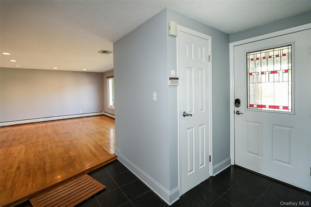 874 Seamans Neck Road - Photo 3